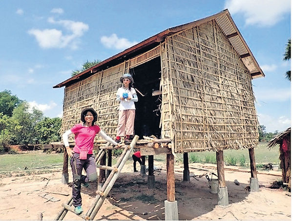 親子義工 為柬埔寨村民建屋