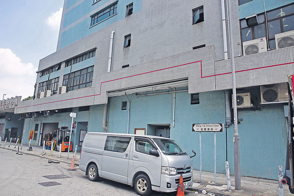 千萬元化粧品失竊 疑涉監守自盜