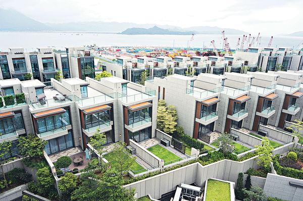 雲海別墅推3幢招標出售