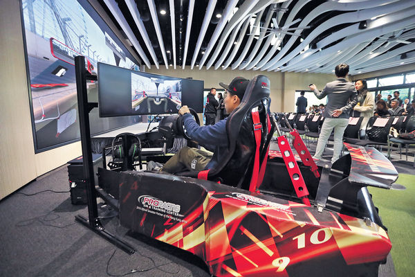 香港國際車展推校際比賽 設計香港街景賽道