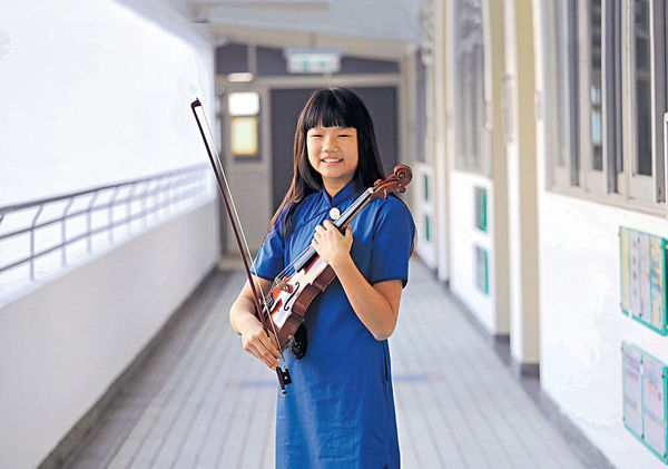 聽障女童用小提琴 奏出生命樂章