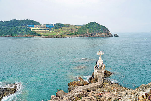 郊遊好去處 東龍洲天涯海角 行山打卡 + 洞穴探險