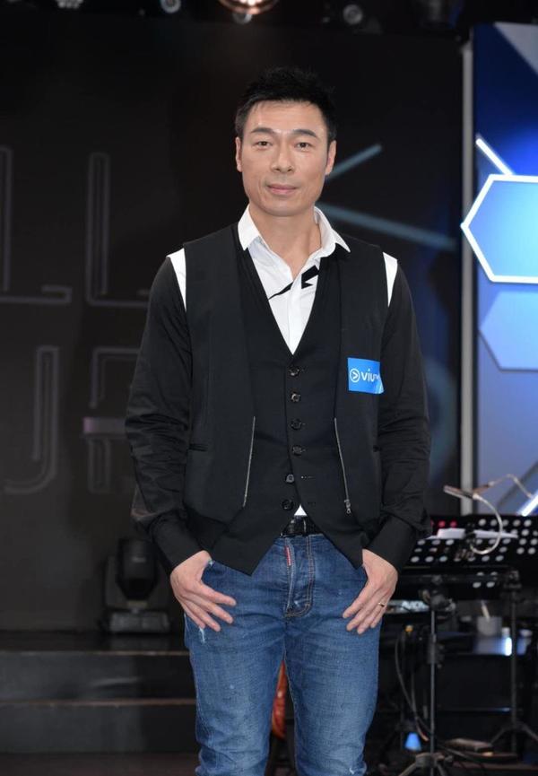 停工14個月】許志安正式復出憑歌寄意 「錯誤嘅傷痕我唔會忘記」 停工14個月】許志安正式復出憑歌寄意 「錯誤嘅傷痕我唔會忘記」
