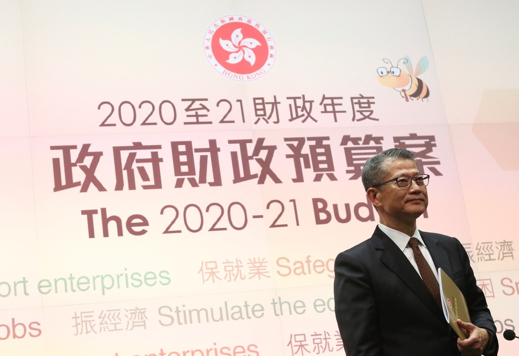 【現金發放計劃．派錢$10000】35.6萬名第二批書面登記市民 提前於本周三起收到1萬元