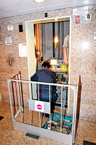 電梯業總工會促政府 為從業員免費驗病毒