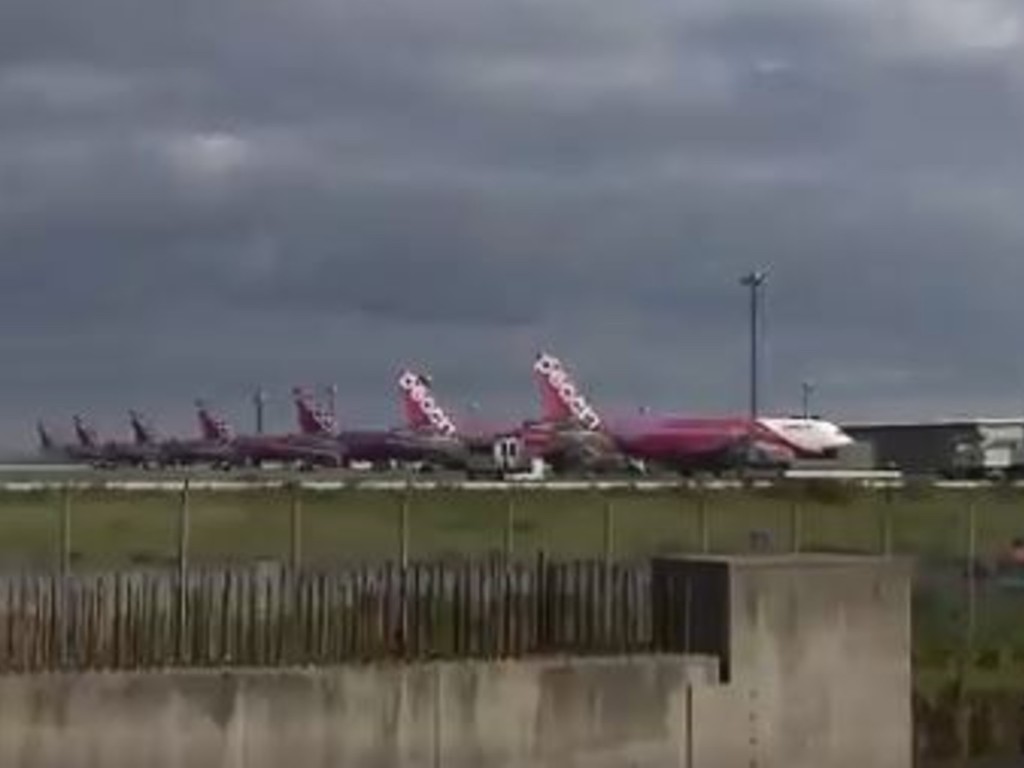 日男機上拒戴口罩作威嚇言論飛機急降將男子趕落機 Ezone Hk 網絡生活 生活情報 D0909