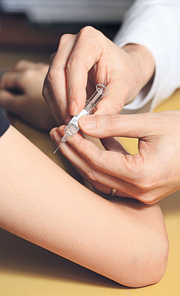 免費接種流感針周四展開 政府確保有足夠疫苗