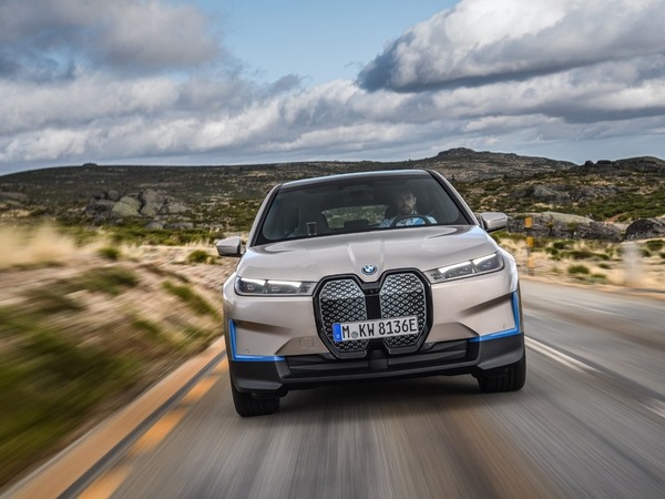 E 車路事 寶馬bmw Ix 電動suv 發布長氣續航定 大鼻 更搶fo Ezone Hk 科技焦點 科技汽車 D1112