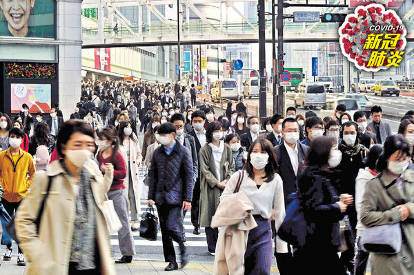 日揆籲聚會聊天戴口罩 東京增534人確診 警戒升至最高