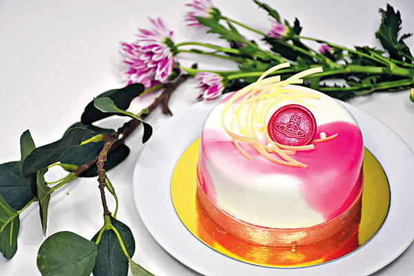 Vivienne Westwood Cafe 首推3款全新迷你蛋糕