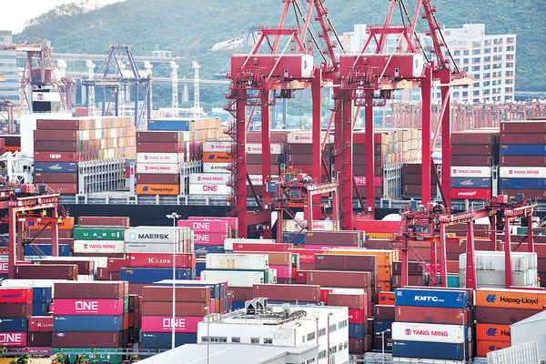 外部需求彈 港4月出口貨值年升24.4%