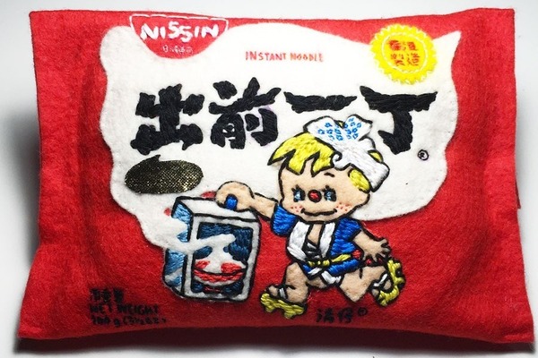 荷蘭藝術家自製經典食物刺繡 超逼真出前一丁/彩虹糖/陽光蜜瓜奶