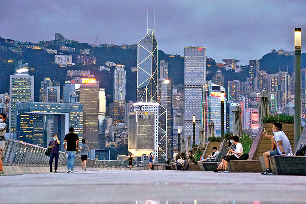 撑反制裁法納附件三 林鄭︰本地立法可免炒作