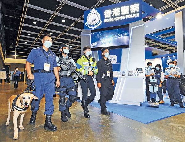 香港民研調查 警隊評分50.1 反修例以來新高