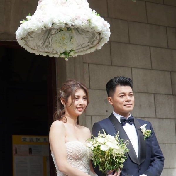 張秀文出嫁丨小寶因工作離港以視像全程見證爆喊哭成淚人搞到新娘眼濕濕 晴報 娛樂 中港台