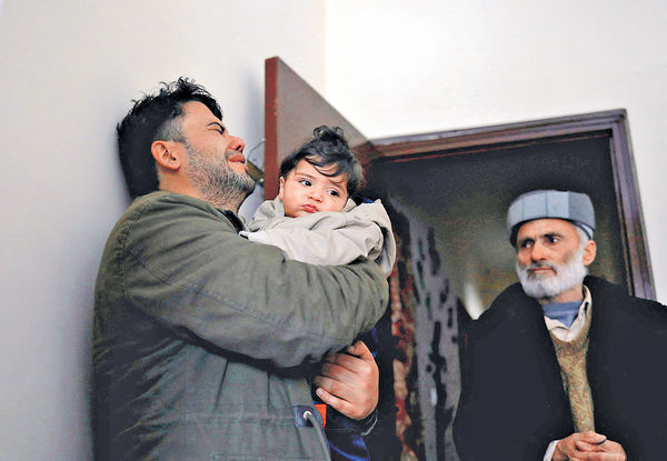 喀布爾機場逃難失散 阿富汗男嬰5月後尋回
