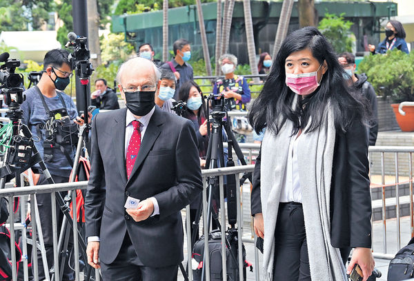 警方國安處昨傳召夏博義 警誡會面