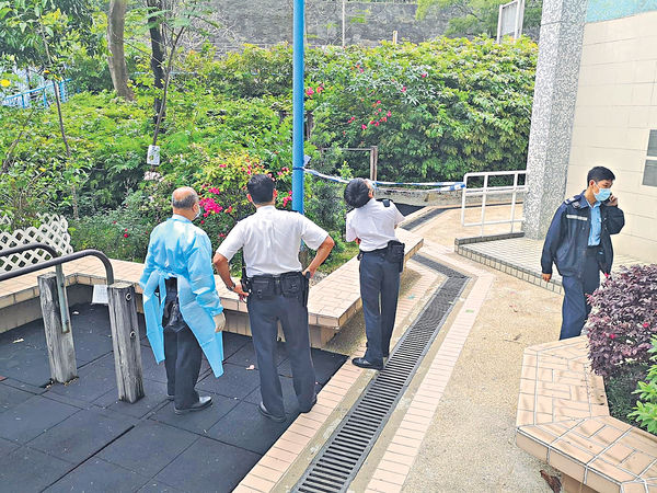 52歲女富強苑墮樓亡 傳有家人確診