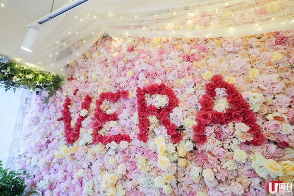 6 000 朵玫瑰花系餐廳包場自訂人名花牆 求婚生日必check U Food 香港餐廳及飲食資訊優惠網站