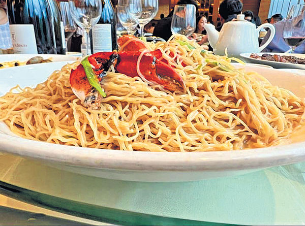 再談荔枝菌#菌湯蟹汁撈生麵