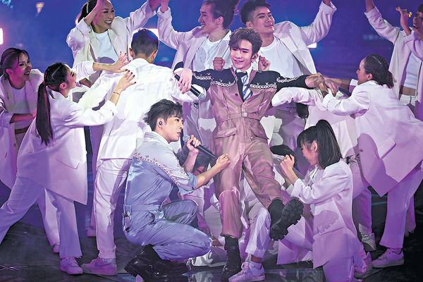 舞者出事 「登神」照唱惹爭議 23位舞蹈員為呂爵安盧瀚霆平反