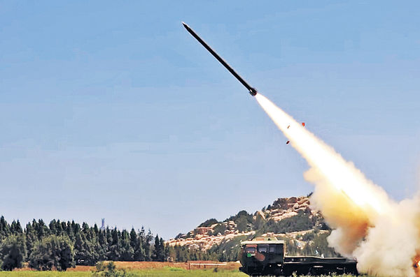 6區變7區 延長1日至周一 環台軍演 射11枚東風導彈