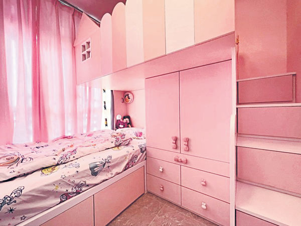 $3.6萬為愛女打造 粉紅色公主兒童房