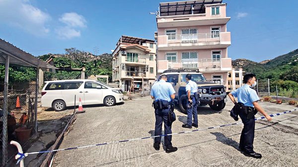 疑風扇起火 龍鼓灘村屋焗死14貓狗