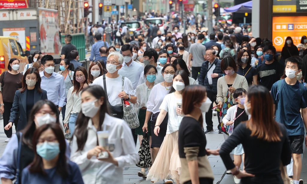 新冠肺炎︳政府放寬入境核酸檢測要求 11.21起抵港後核酸檢測減至2次 第4、第6日毋須再做