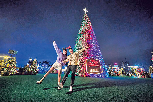 西九文化區逾20米高聖誕樹迎佳節 旅發局預告除夕跨年倒數