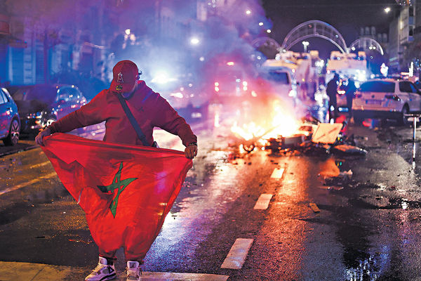 比利時世盃負摩洛哥 布魯塞爾騷亂10人被捕