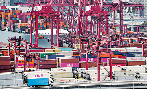港12月出口貨值跌29% 全年跌8.6%