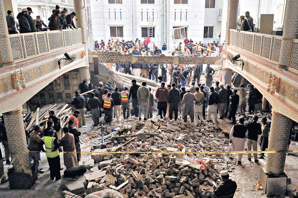 自殺彈襲清真寺近百死 巴基斯坦塔利班否認施襲