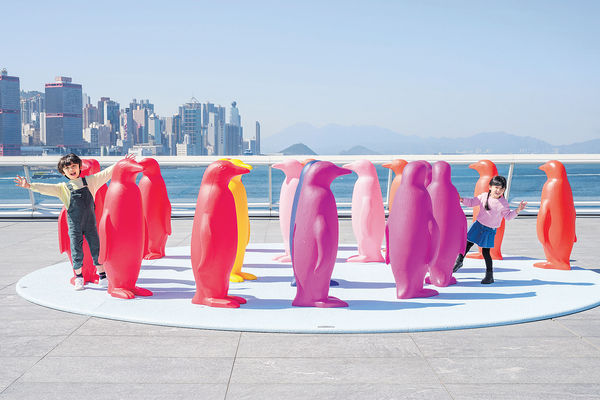 Cracking Art「動物來襲」＠海港城 90隻七彩動物雕塑 進駐海港城8景點