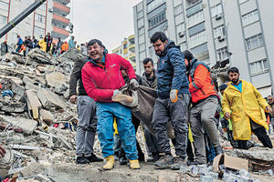 大地震重創土敘 增至逾5000死 5500多樓房倒塌 世衞恐2萬人罹難