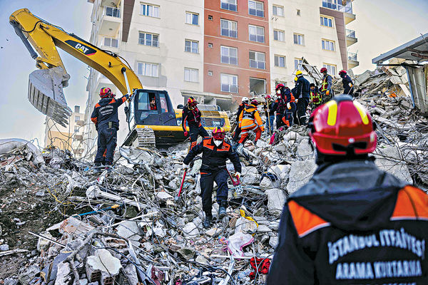 地震逾4.6萬人死 土耳其結束搜救