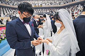 全球生育率趨跌 資助催谷成效有限 涉3因素：高學歷 遲婚不婚 養育成本高