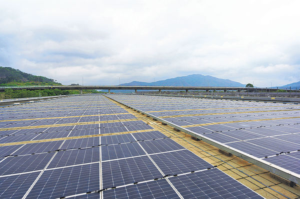 港鐵5太陽能發電項目年內完成 年產電增至100萬度