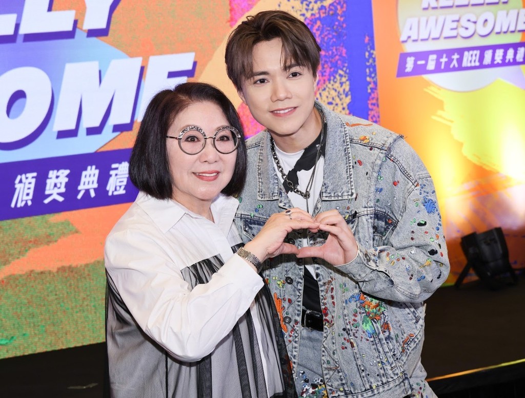 72歲李司棋與張敬軒膺十大網紅獎 自爆1原因拒穿TVB服裝部衣物