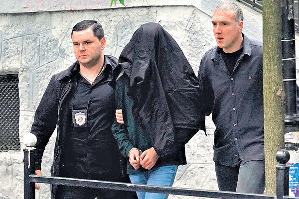 塞爾維亞校園槍擊 14歲男生殺8同學1保安