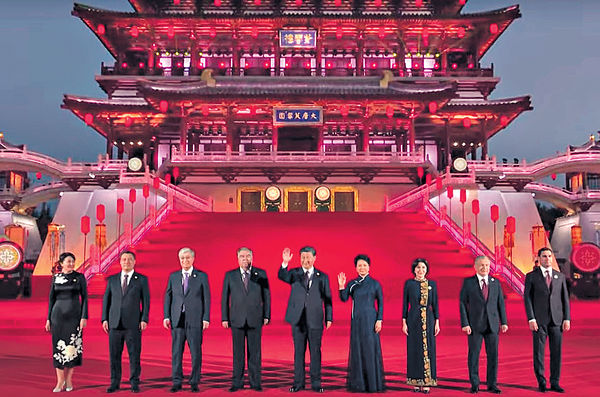 中亞峰會昨揭幕 習︰合作新時代 G7峰會今召開 京否認打對台