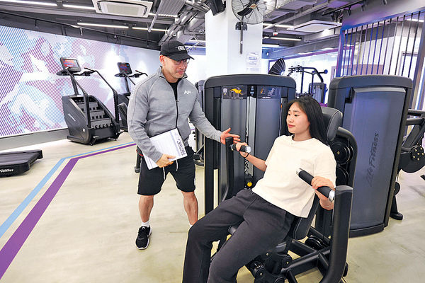 市民月花$3000「操弗」迎夏日 健身中心生意料升25%