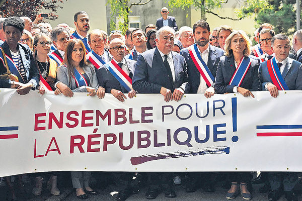 法國多地集會反對暴力騷亂 巴黎︰奧運籌備未受阻
