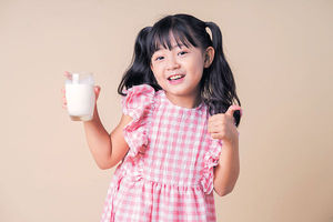 植物奶鈣質蛋白質較牛奶少 未必啱兒童