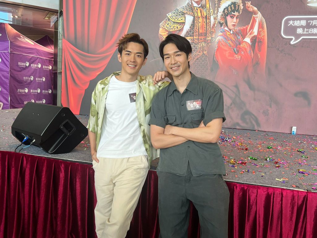 靈戲逼人丨阮浩棕吳子沖當眾咀嘴 再食辣辣壽司面容扭曲