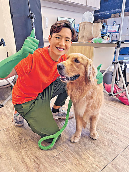 出動愛犬演《寵愛Pet Pet》 招浩明︰佢愈拍愈肥