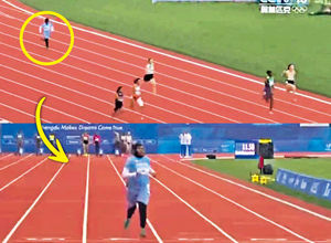 索馬里女跑手出戰世大運 21.81秒百米史上最慢 疑靠裙帶關係獲資格 涉事官員停職