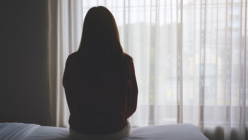 愛滋病｜24歲乖乖女驚患愛滋 無濫交只拍過3次拖崩潰： 「上天一點都不公平」
